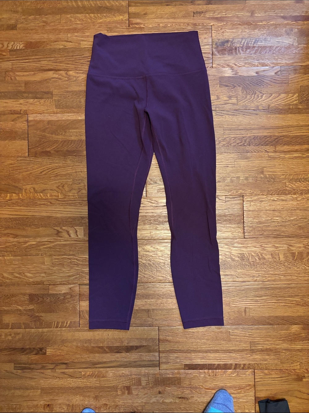 Lululemon Align High-Waisted Leggings in Plum, Sz 6